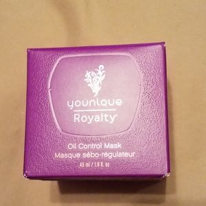 Younique oil control mask